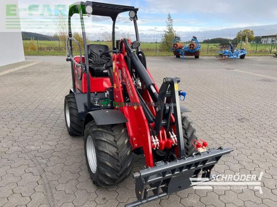 Minicargadora - Schaffer - 2630