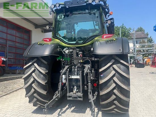Tractor agrícola - Valtra - n 175 d forst mit rüfa und forstkabine