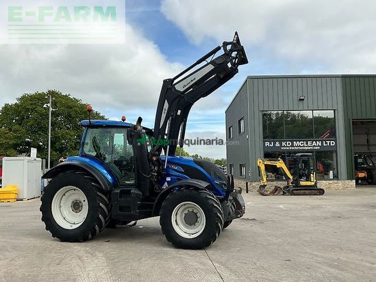 Tractor agrícola - Valtra - t174 active tractor (st26435)