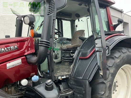 Tractor agrícola - Valtra - n 123