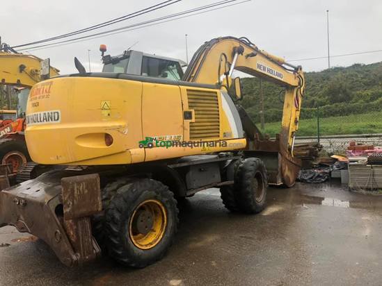 Excavadora NEW HOLLAND MH PLUS