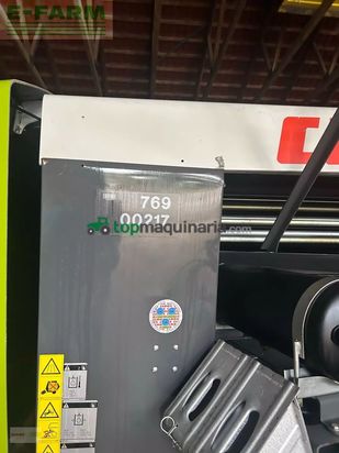 Empacadora gigant - Claas - rollant 454 rc uniwrap