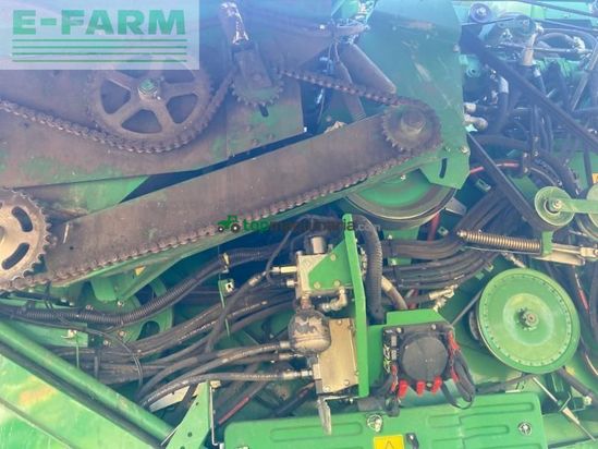 Cosechadora de Cereal - John Deere - t 560 i