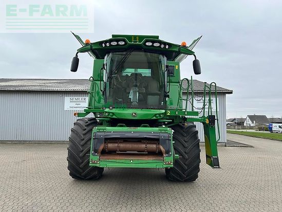 Cosechadora de Cereal - John Deere - s685i