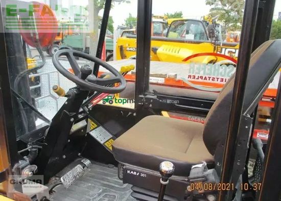 Elevadora - JCB - 940-4
