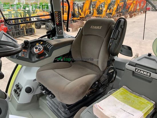 Tractor agrícola - Claas - 650 arion tractor (st24495)