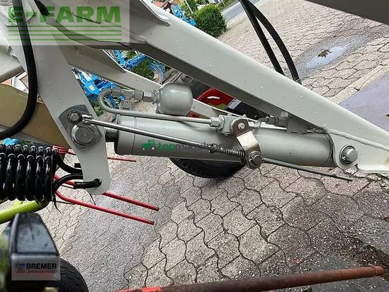 Henificador - Claas - volto 1300 t