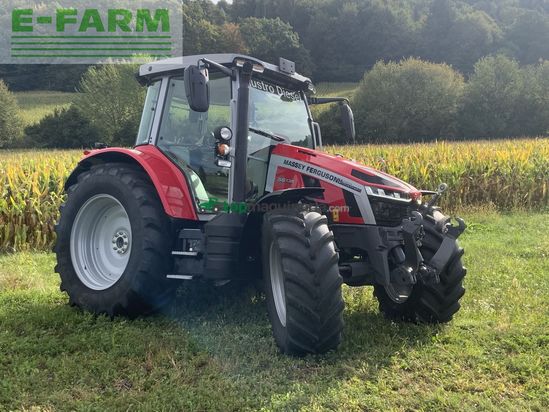 Tractor agrícola - Massey Ferguson - mf 5s.135 dyna-6 essential