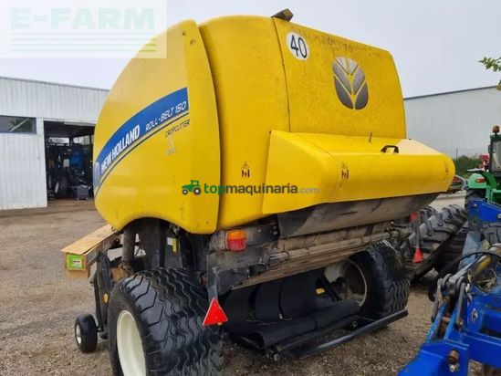 Empacadora gigant - New Holland - roll belt 150 crop cutter