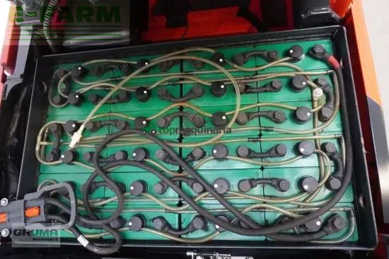 Elevadora - Linde - e 14 evo 386-02