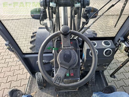 Minicargadora - Toyo - ku 836-ii