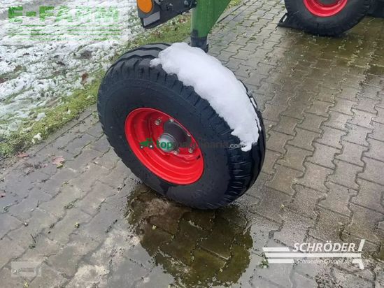 Rastrillo - Fendt - former 880