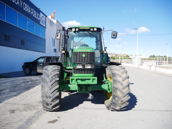 Tractor agrícola - John Deere - 6520