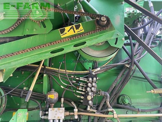 Cosechadora de Cereal - John Deere - t660