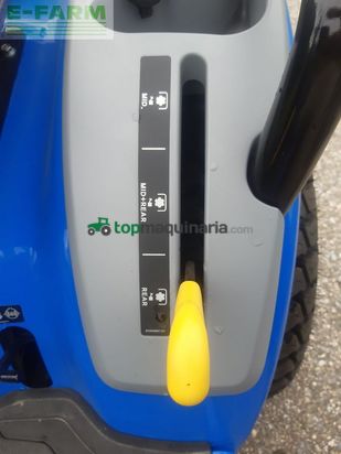 Tractor agrícola - New Holland - boomer 25 c