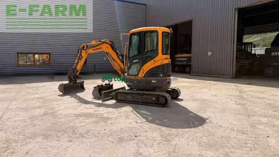 Excavadora - Hyundai - r30z-9ak