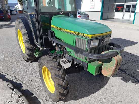 JOHN DEERE 5300N