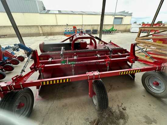 FRESADORA ENTIERRAPIEDRAS MASSANO - RSE300