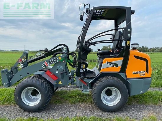 Minicargadora - Giant - g2500 x-tra hd neu