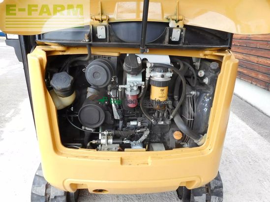 Excavadora - Caterpillar - 301.7d ( 1.977 kg )