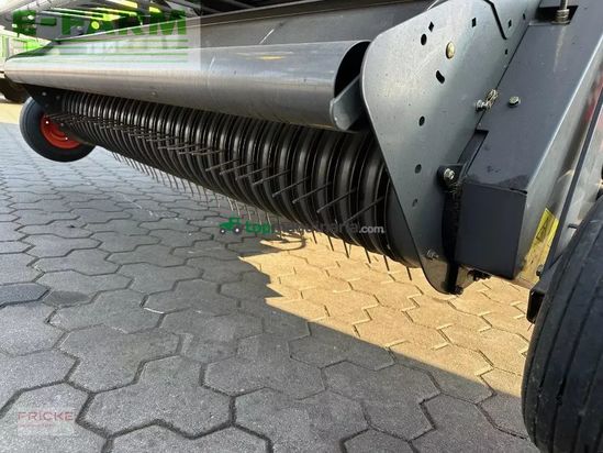 Empacadora gigant - Claas - rollant 620 rc