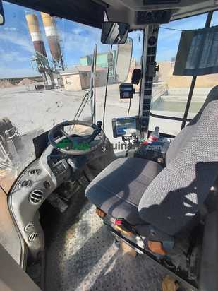 Pala cargadora VOLVO L120F