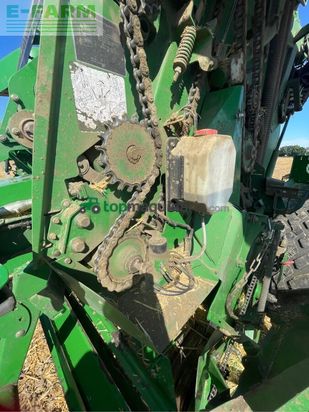 Empacadora gigant - John Deere - 990
