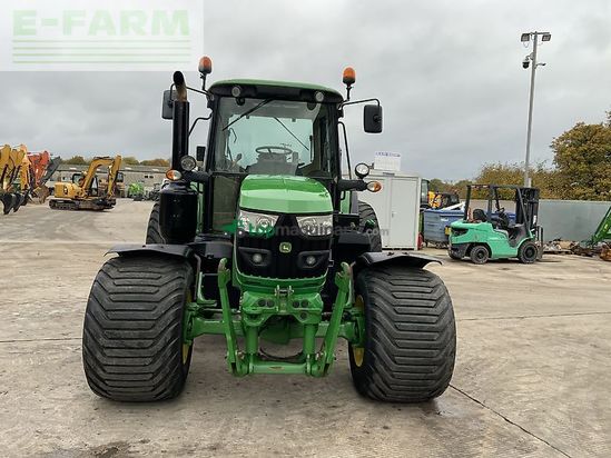 Tractor agrícola - John Deere - 6110m tractor (st24895)