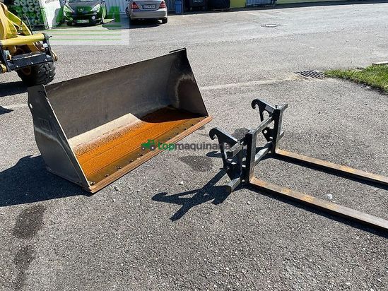 Minicargadora - Caterpillar - 907m