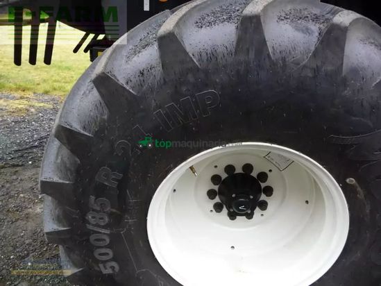 Cosechadora de Cereal - New Holland - ch7.70 stage 5