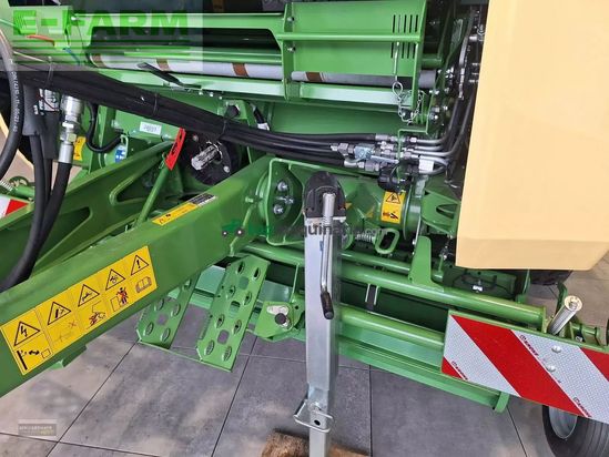 Empacadora gigant - Krone - varipack v 165 xc plus