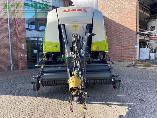 Empacadora gigant - Claas - quadrant 5300fc