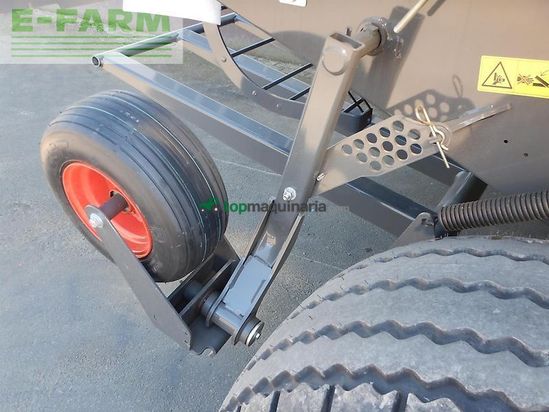 Empacadora gigant - Claas - variant 560 rc pro 540u/min