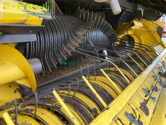 Empacadora gigant - New Holland - bb 960 rt
