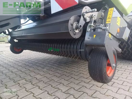 Empacadora gigant - Claas - quadrant 5200 evolution