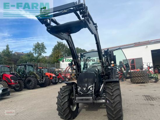 Tractor agrícola - Valtra - a 105 m. fl