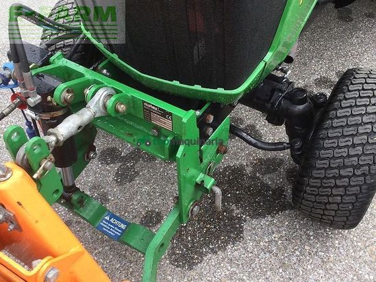 Tractor agrícola - John Deere - 1026r