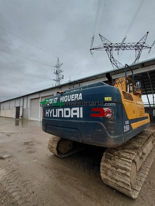 Excavadora HYUNDAI HX220L