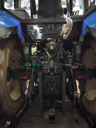 Tractor agrícola - New Holland - MODELO TM135 CON PALA TENIAS SERIE 300