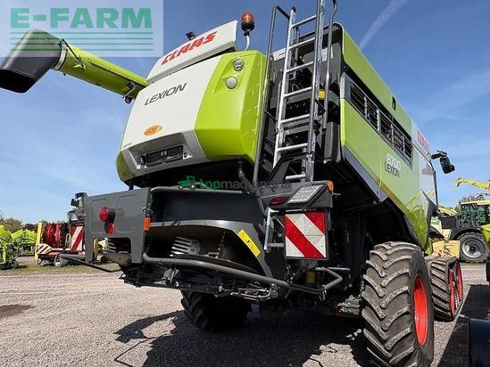 Cosechadora de Cereal - Claas - lexion 8700 terra trac