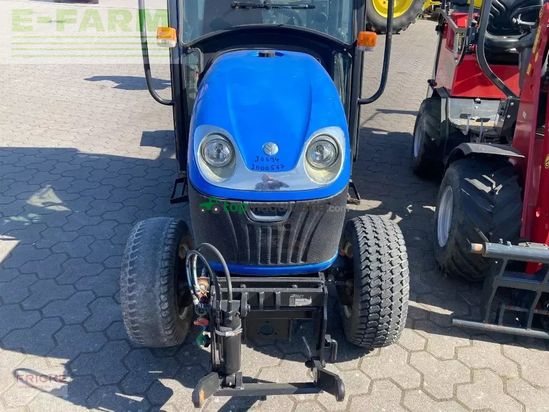 Tractor agrícola - New Holland - boomer 25