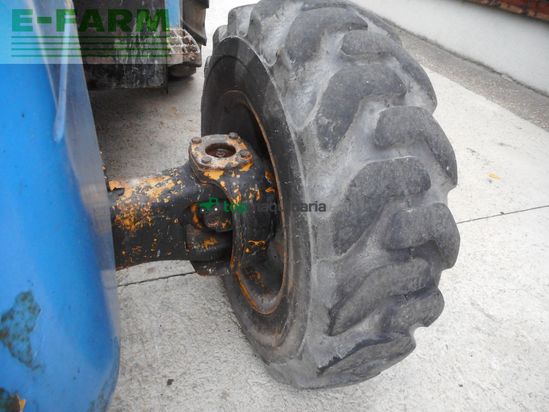 Elevadora - JCB - 926-4 ( allrad ) triplex 5,5m