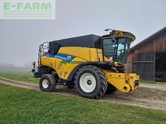 Cosechadora de Cereal - New Holland - cr 9.80