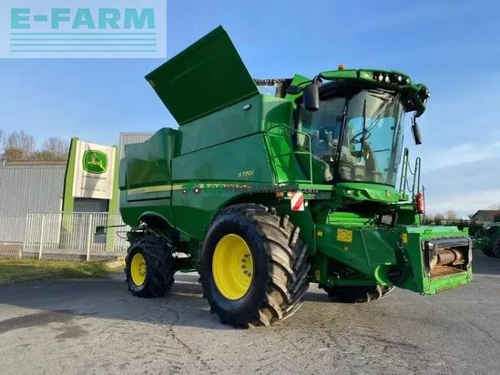 Cosechadora de Cereal - John Deere - s770