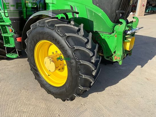 Tractor agrícola - John Deere - 6215r premium edition tractor (st26207)
