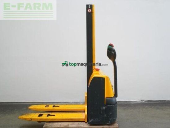 Elevadora - Jungheinrich - emc 110 rk