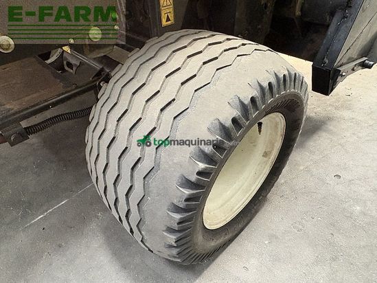 Empacadora gigant - New Holland - br 7070 rc