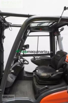 Elevadora - Linde - h 30 t 1202
