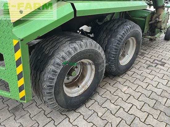 Empacadora gigant - Krone - big pack 127 multi-cut vfs