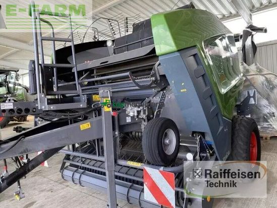 Empacadora gigant - Fendt - rotana 160 v